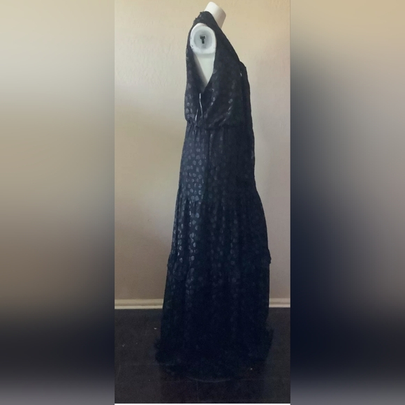 CALVIN KLEIN | Floor-length Sleeveless Dress | Size 2 | Black | EUC - Picture 2 of 5